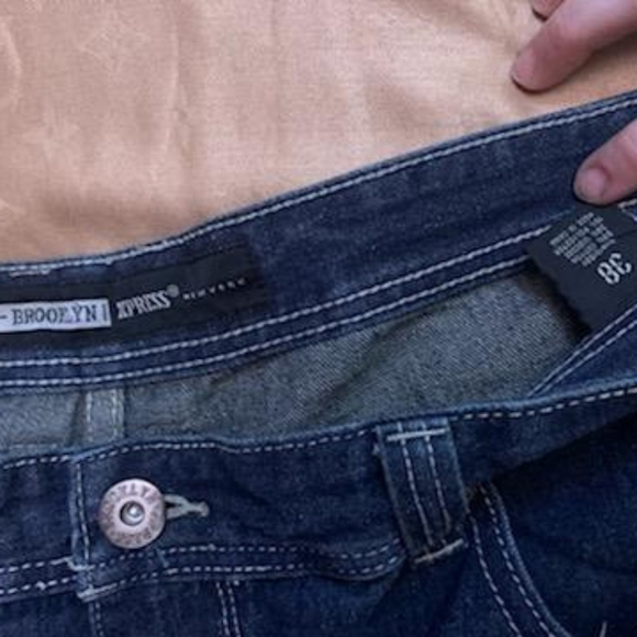 Brooklyn Xpress jean shorts - Picture 3 of 3